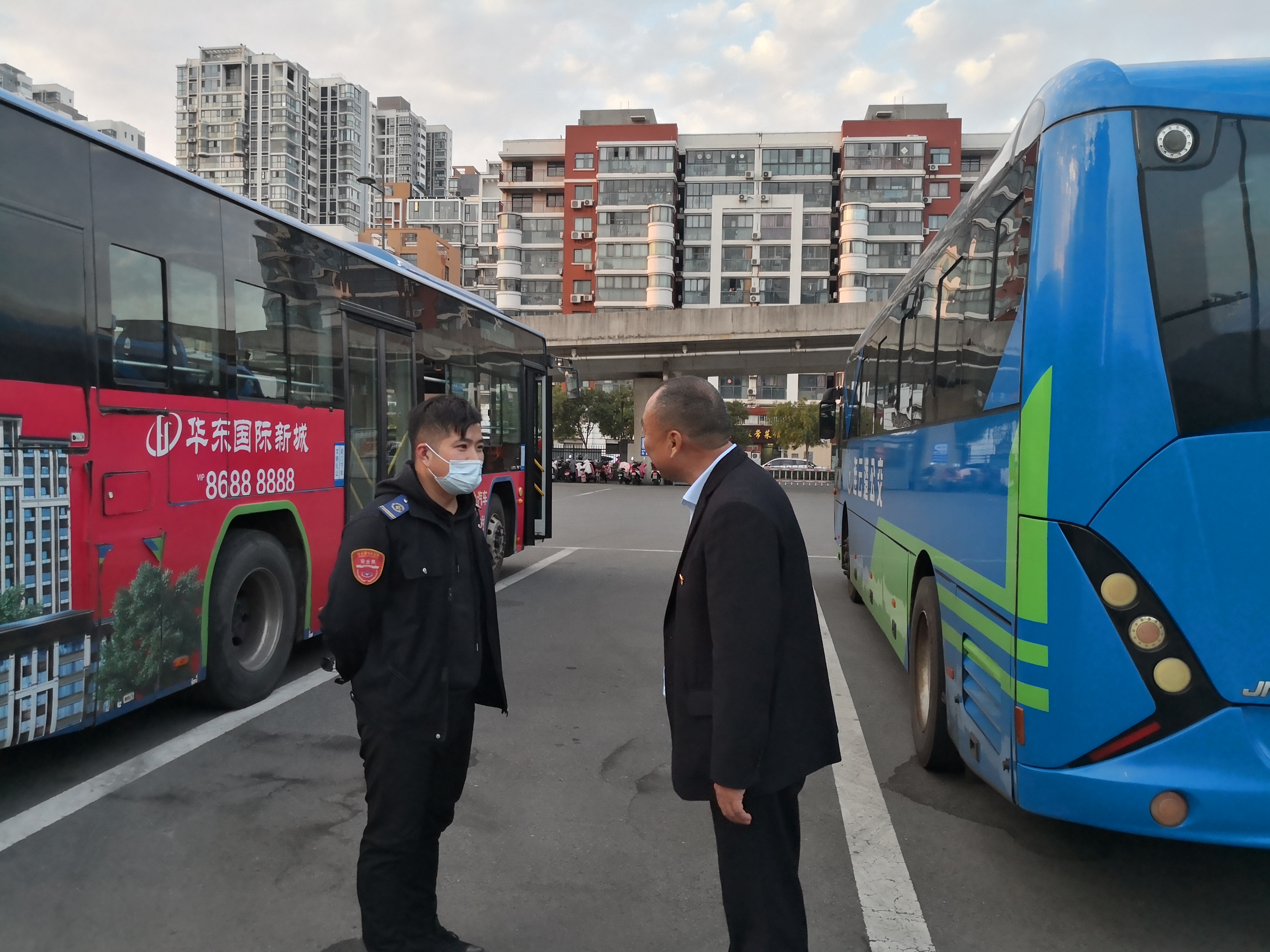 公交集團(tuán)公交事業(yè)二部開展安全大檢查