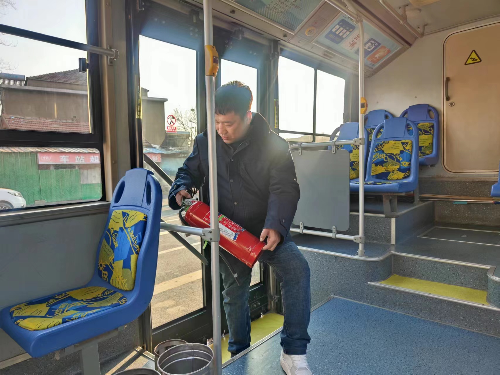 公交集團公交事業(yè)一部開展安全生產(chǎn)隱患排查治理活動