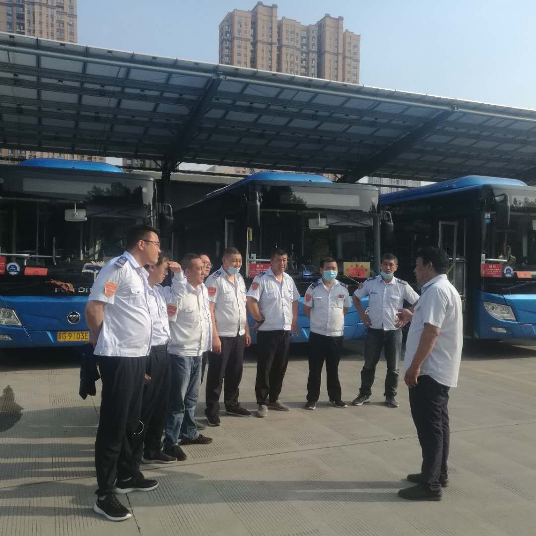 公交集團公交事業一部圓滿完成高、中考愛心送考工作任務