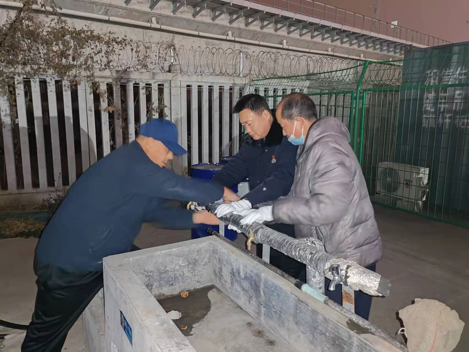 經(jīng)營發(fā)展事業(yè)部做好水管水表防凍工作 應對寒潮天氣