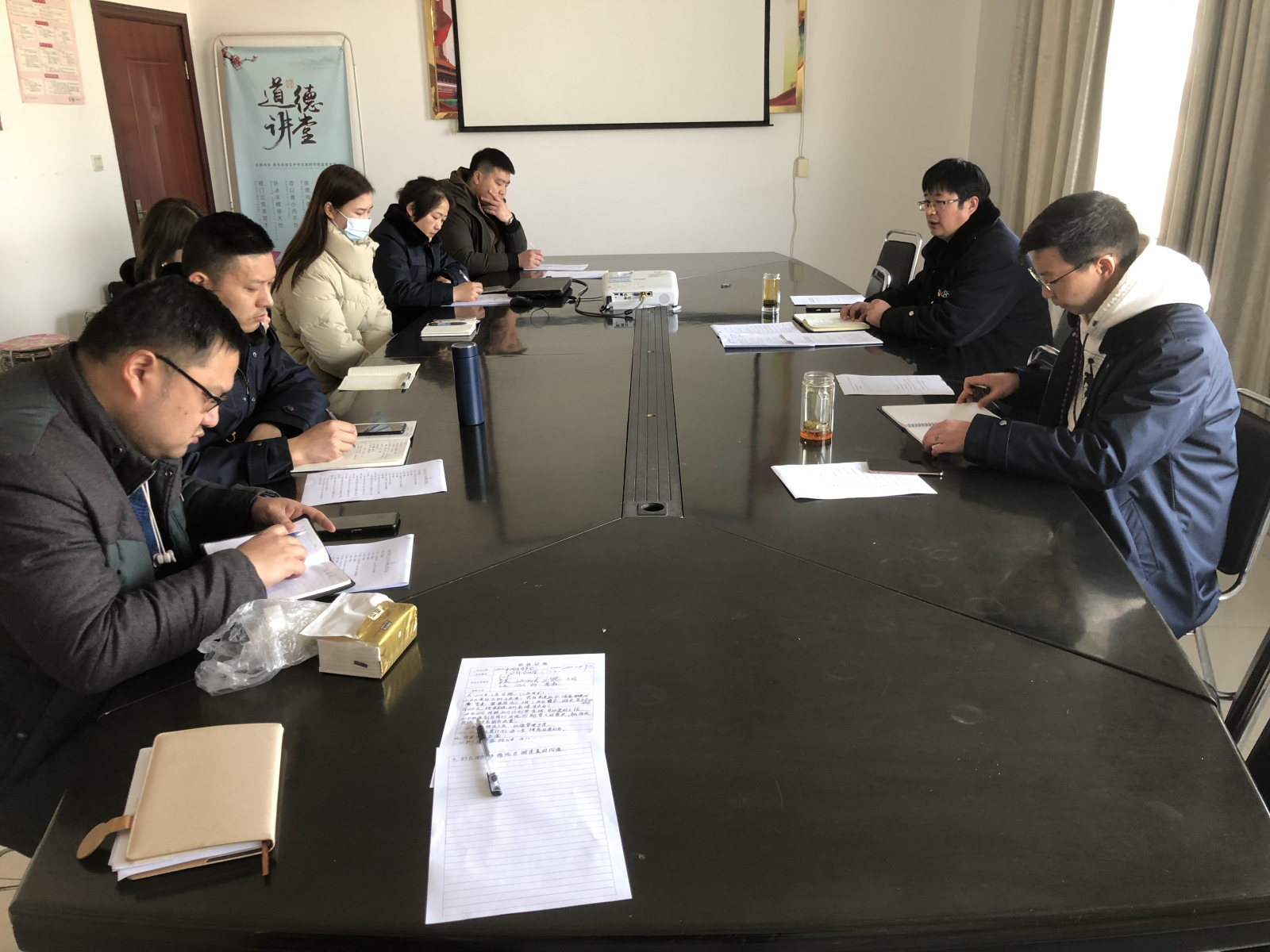 公交集團公交事業二部召開2022年首次運營生產會