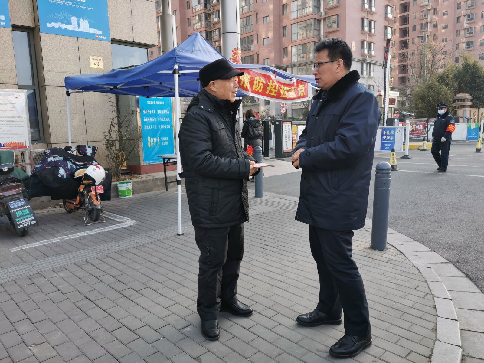 連云港市公交集團(tuán)開(kāi)展春節(jié)前走訪慰問(wèn)活動(dòng)