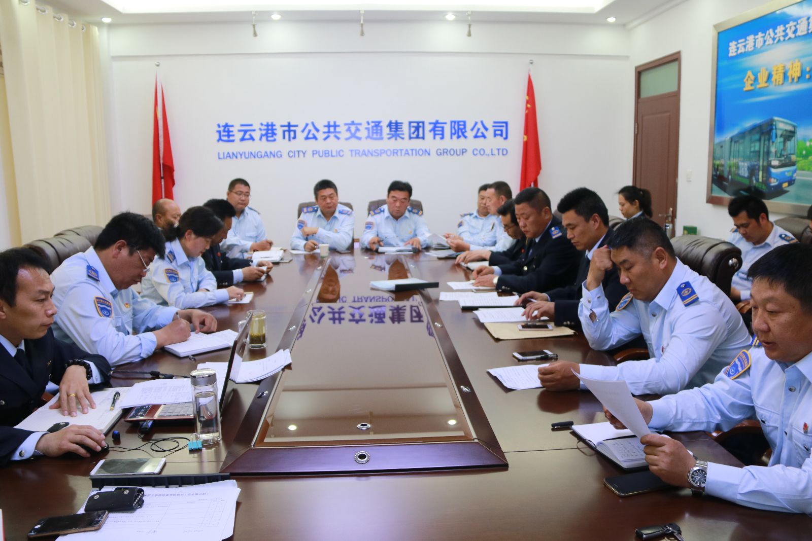 公交集團(tuán)全面開(kāi)展“百日專項(xiàng)行動(dòng)”