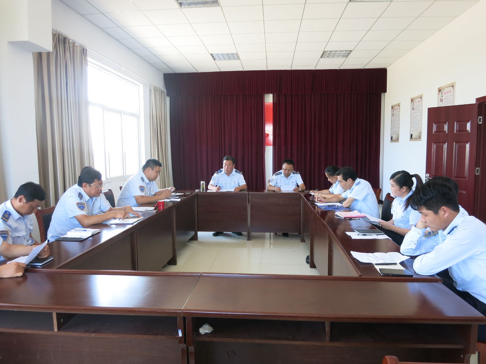 公交集團汽服公司召開創文專題會議